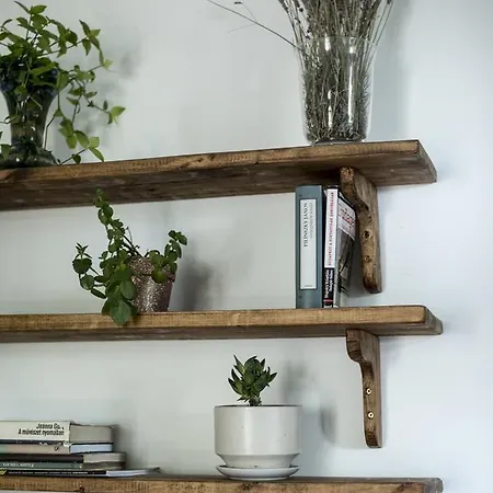 Liget Vendeghaz ゲストハウス Révfülöp